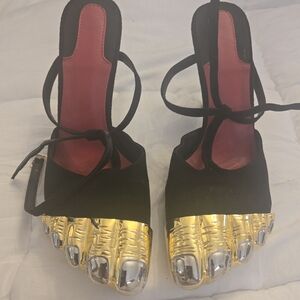 Elegant Black and Gold Women's Heels